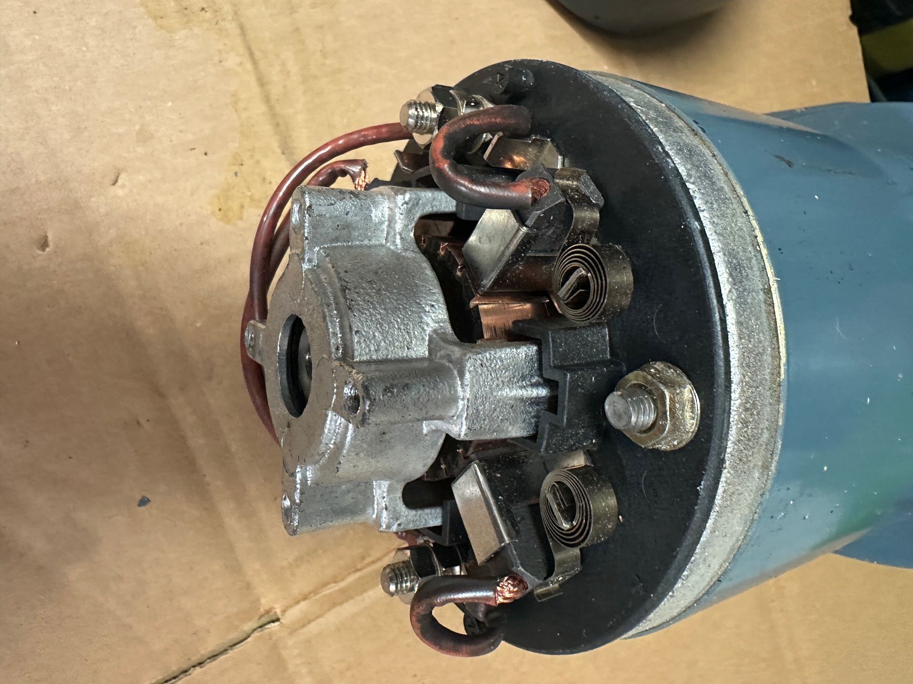 : Robuster 12/24VDC Stirnradgetriebemotor – Nuovo (secondo la descrizione) da Aarwangen venduto da Tesla100 5