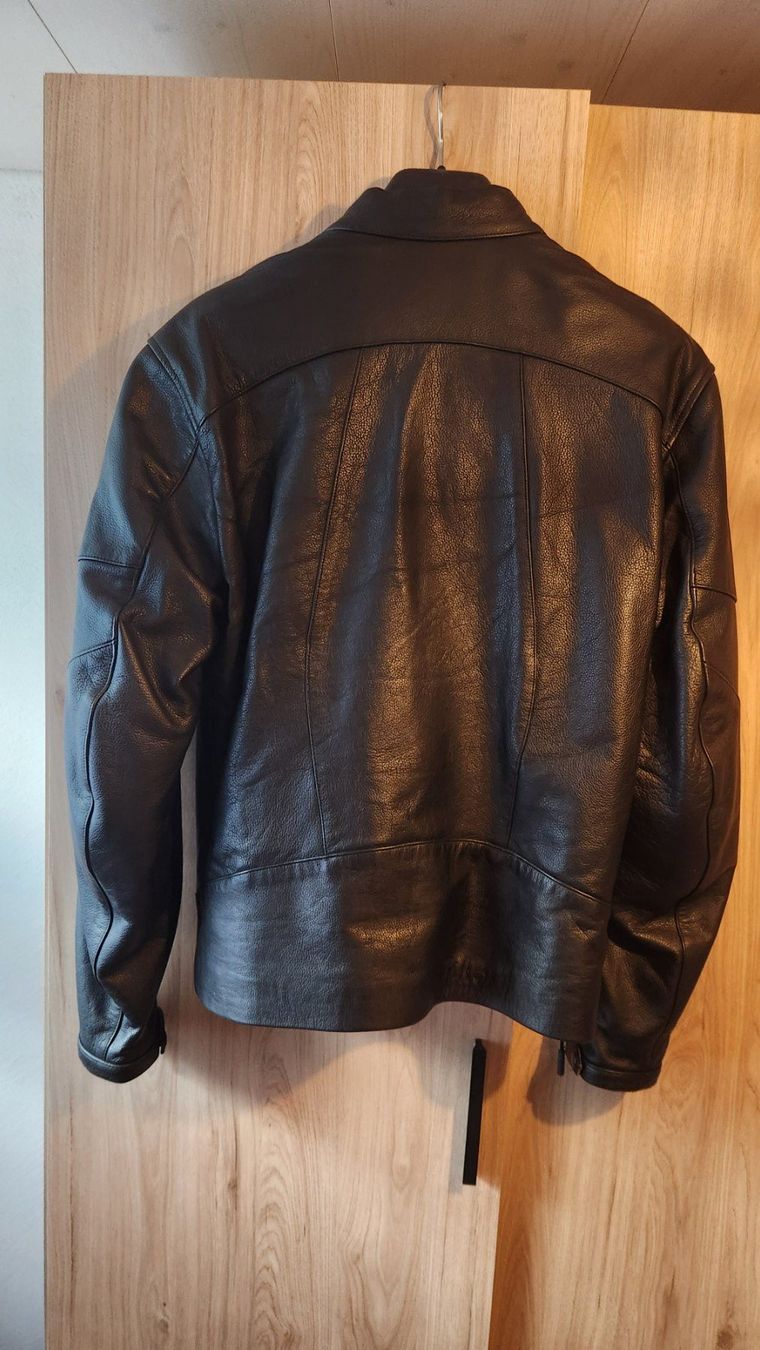 Vestes: Motorradjacke echt Leder, Grösse 54, neuwertig – Neuf (Voir description) à Gluringen par Schwiniggel1 1