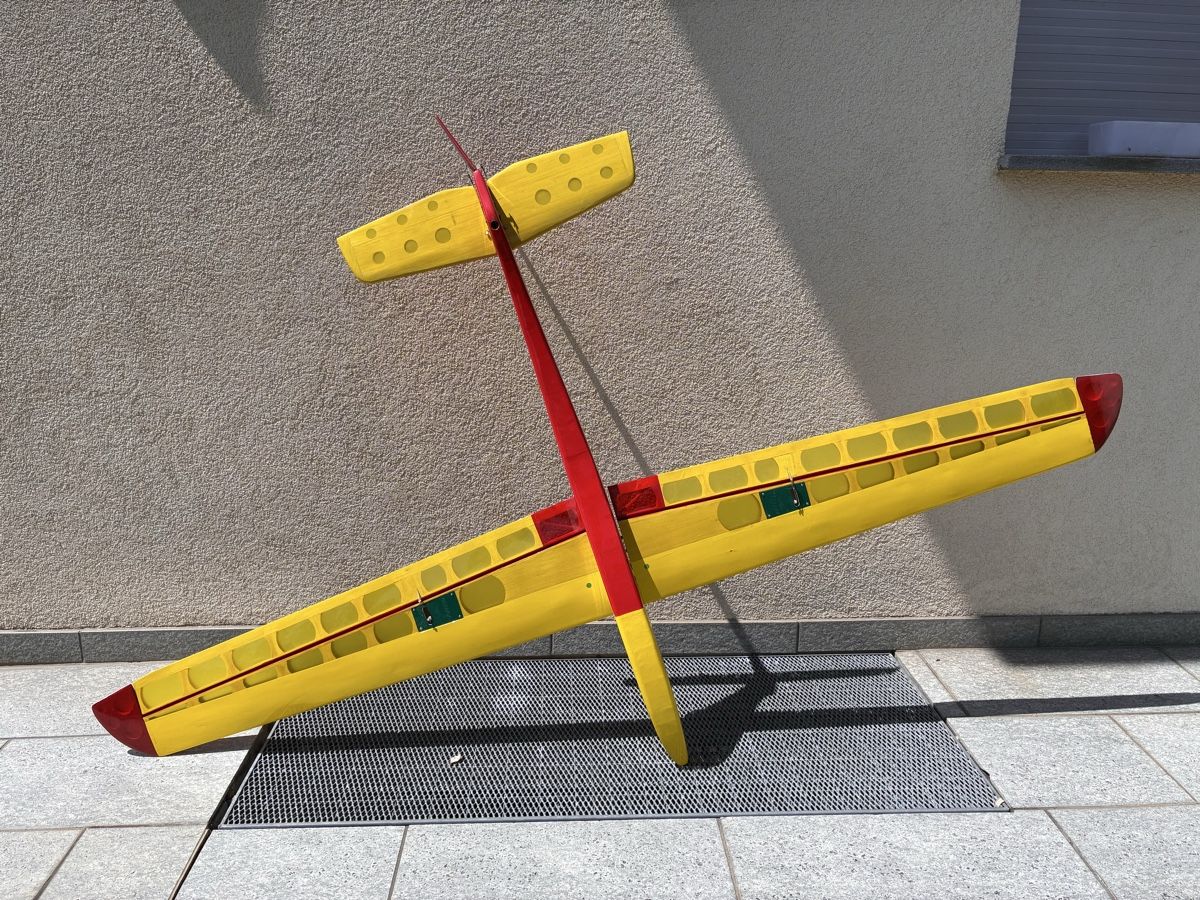 RC Kits de montage: Segelflugzeug Quark 2M, selbsgebaut – D'occasion à Morbio Inferiore par Frio76 1