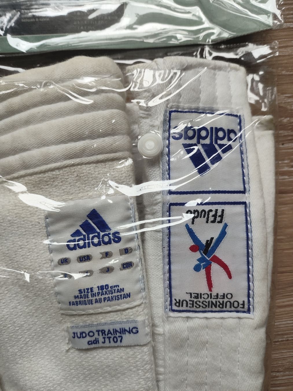 Kimonos: Addidas Judo Kimono Set – Gebraucht aus Winterthur von Ajcps 1