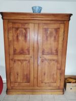 Antiker Schrank aus Nussbaum, voll funktionsfähig