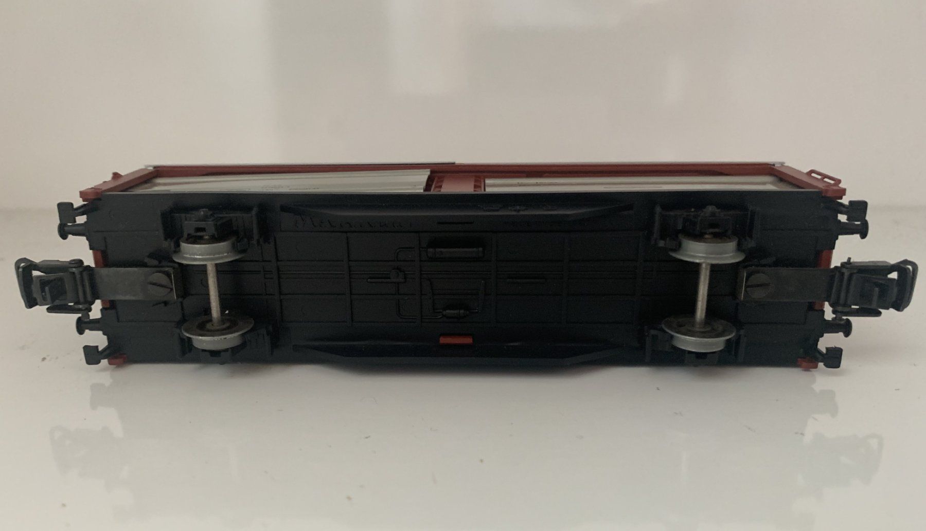 Märklin Modellini di ferrovie: Märklin H0 4633 Schiebewand-Güterwagen DB – Usato da Volketswil venduto da zwitsch33 2