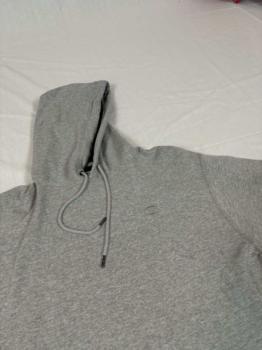Champion Maglioni & Felpe: Champion Hoodie Grau – Usato da Lindau venduto da KT_Vintage 4