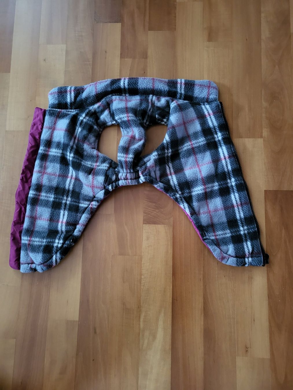 Abbigliamento: Hundemänteli für den Winter – Nuovo (secondo la descrizione) da Erlen venduto da majlin58 2