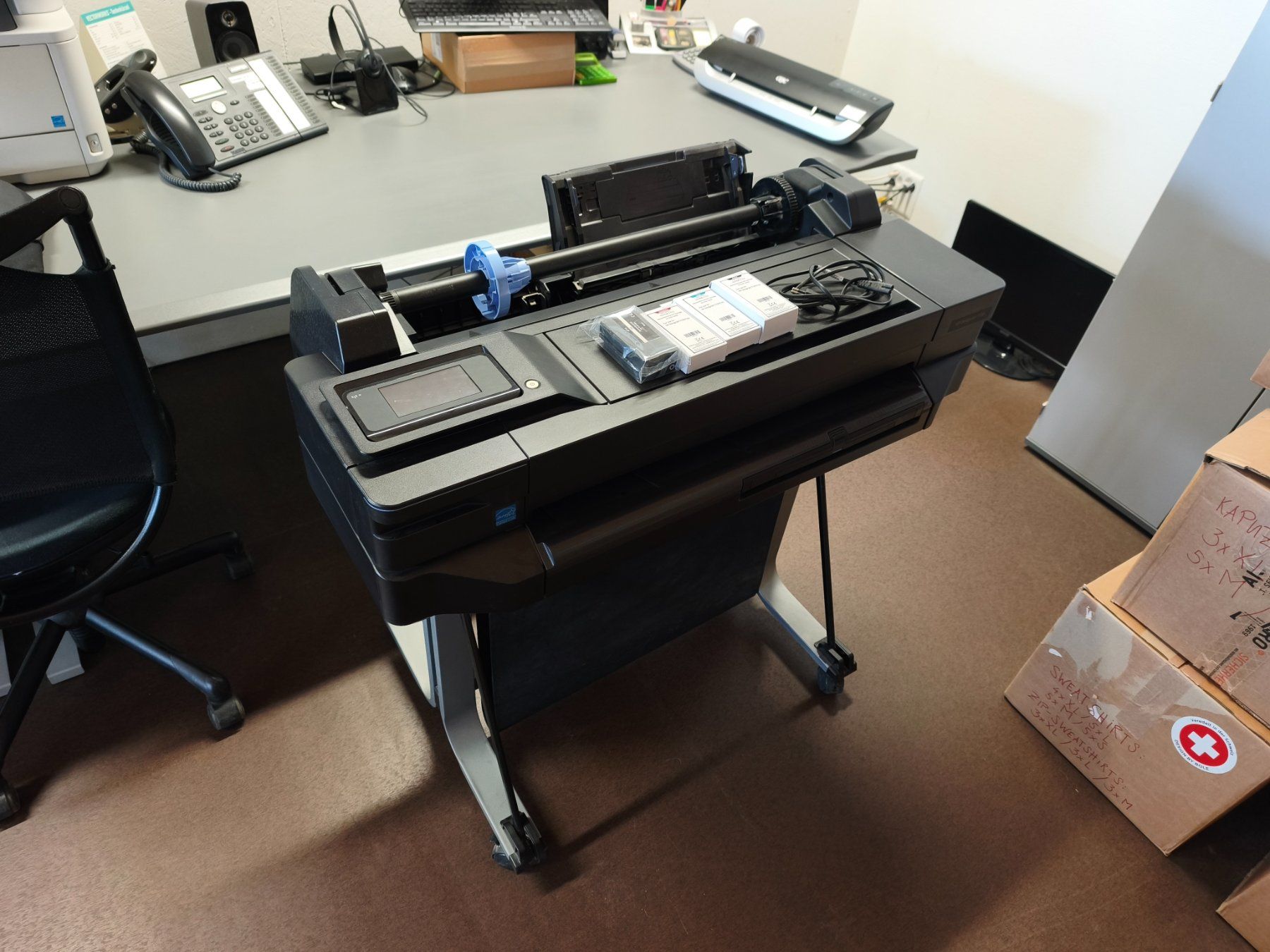 Hewlett Packard Stampanti: HP Designjet T120 24" / 610mm Plotter – Usato da Beinwil am See venduto da ihregartenwelt 1