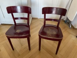 Horgenglarus: Set of 2 vintage burgundy chairs
