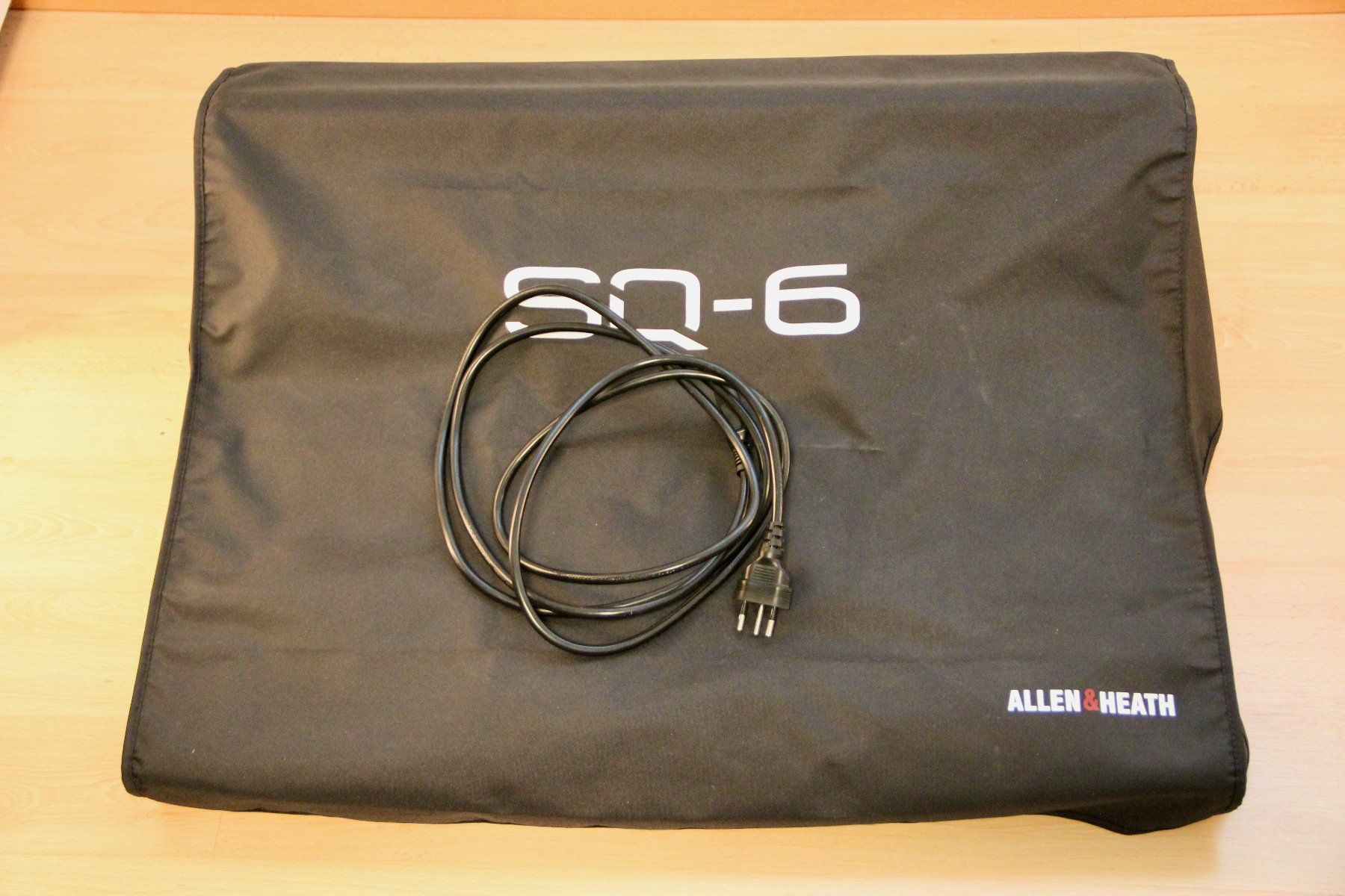 Allen & Heath Mischpulte: Allen & Heath SQ6, inkl. Case – Gebraucht aus Hornussen von Waespi470 6