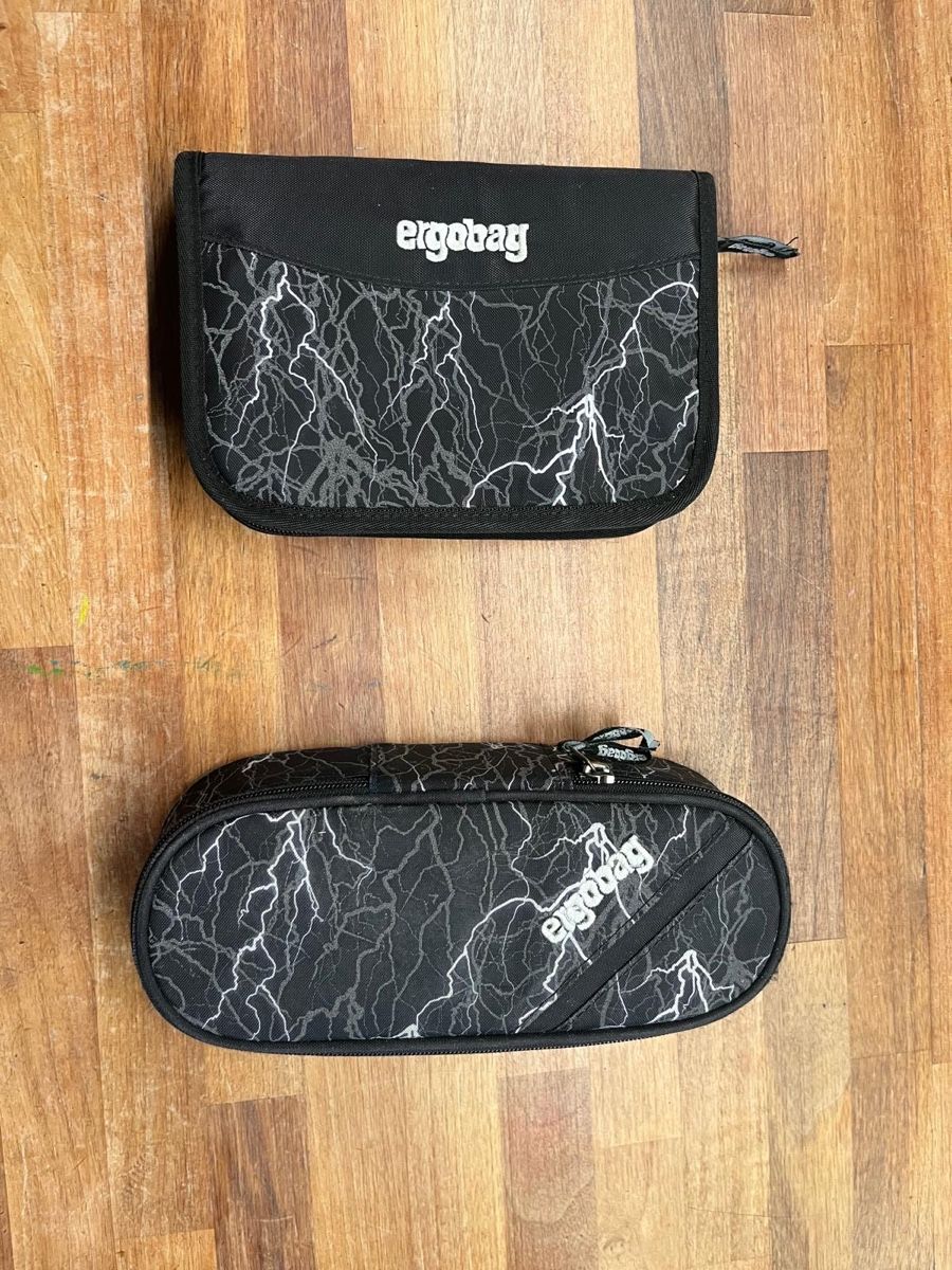 Ergobag Borse & Zaini: Ergobag Set Schulrucksack, Thek, schwarz Blitzmuste – Usato da Dettighofen venduto da chulipi 6