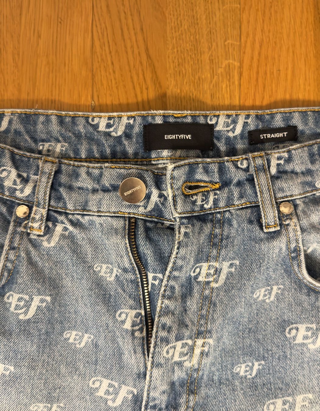 Jeans: Eightyfive - Monogram Jeans Blue (Gr.33) – Usato da Uster venduto da jul_5dvx 9