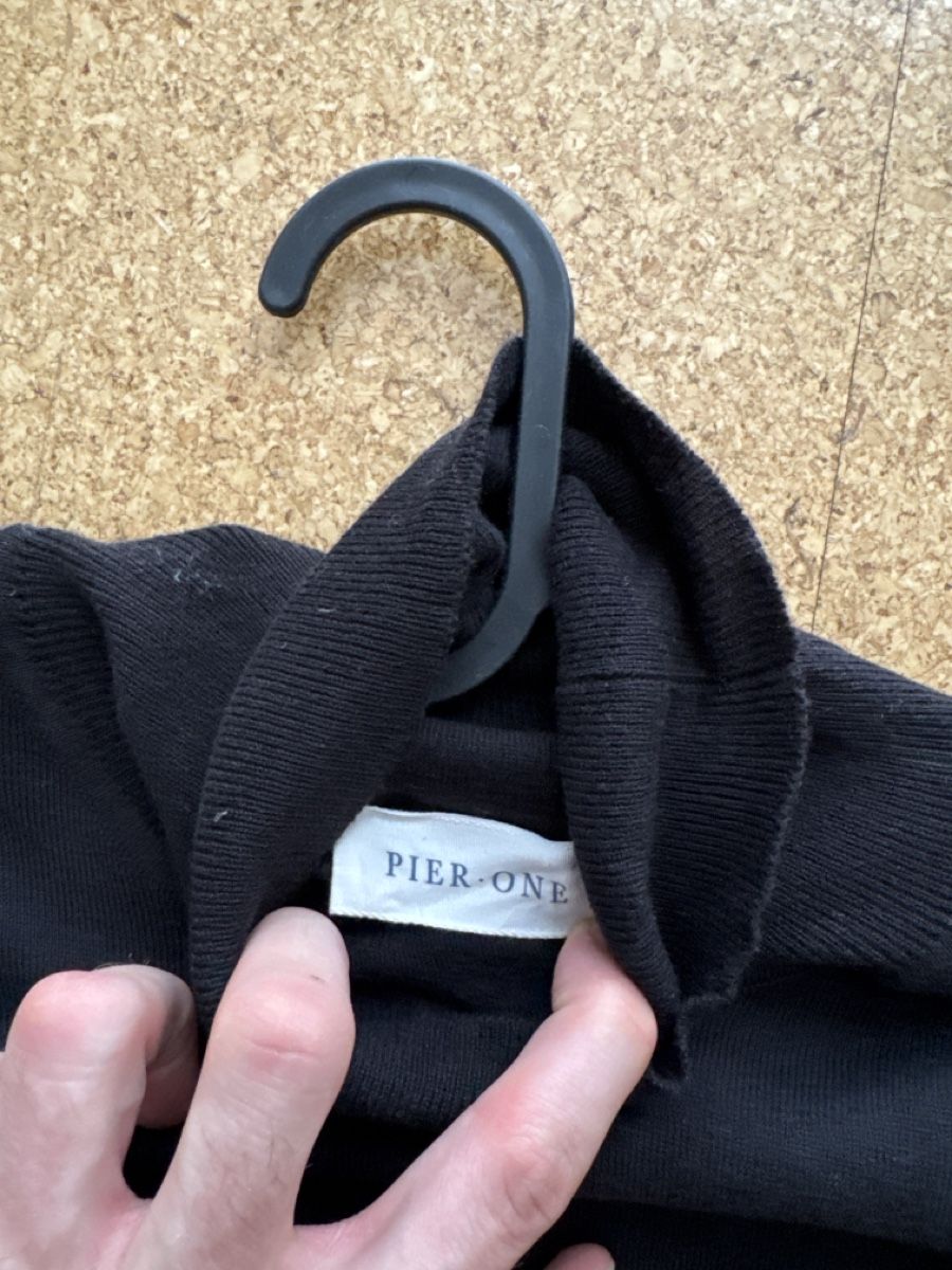 Maglioni & Felpe: Schwarzer Rollkragenpullover für Herren, Grösse L – Nuovo (secondo la descrizione) da Madiswil venduto da Noahx3m 1