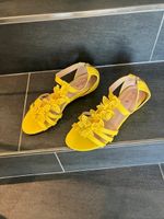 Attraktive Sandale, Grösse 38, Farbe: Sonnengelb