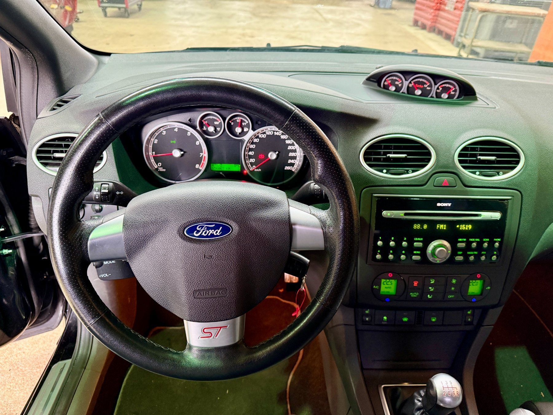 Ford Automobili: Ford Focus ST – Usato da Gretzenbach venduto da GarageMeilenweit 6