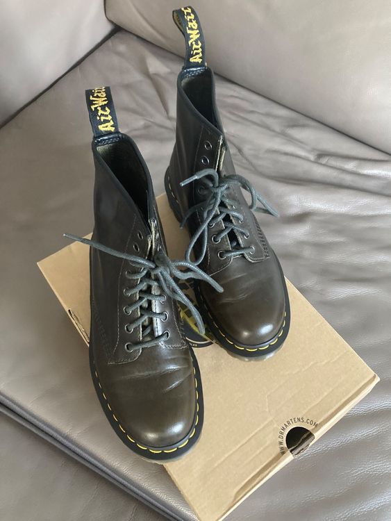 Dr martens 2024 1460 dark taupe