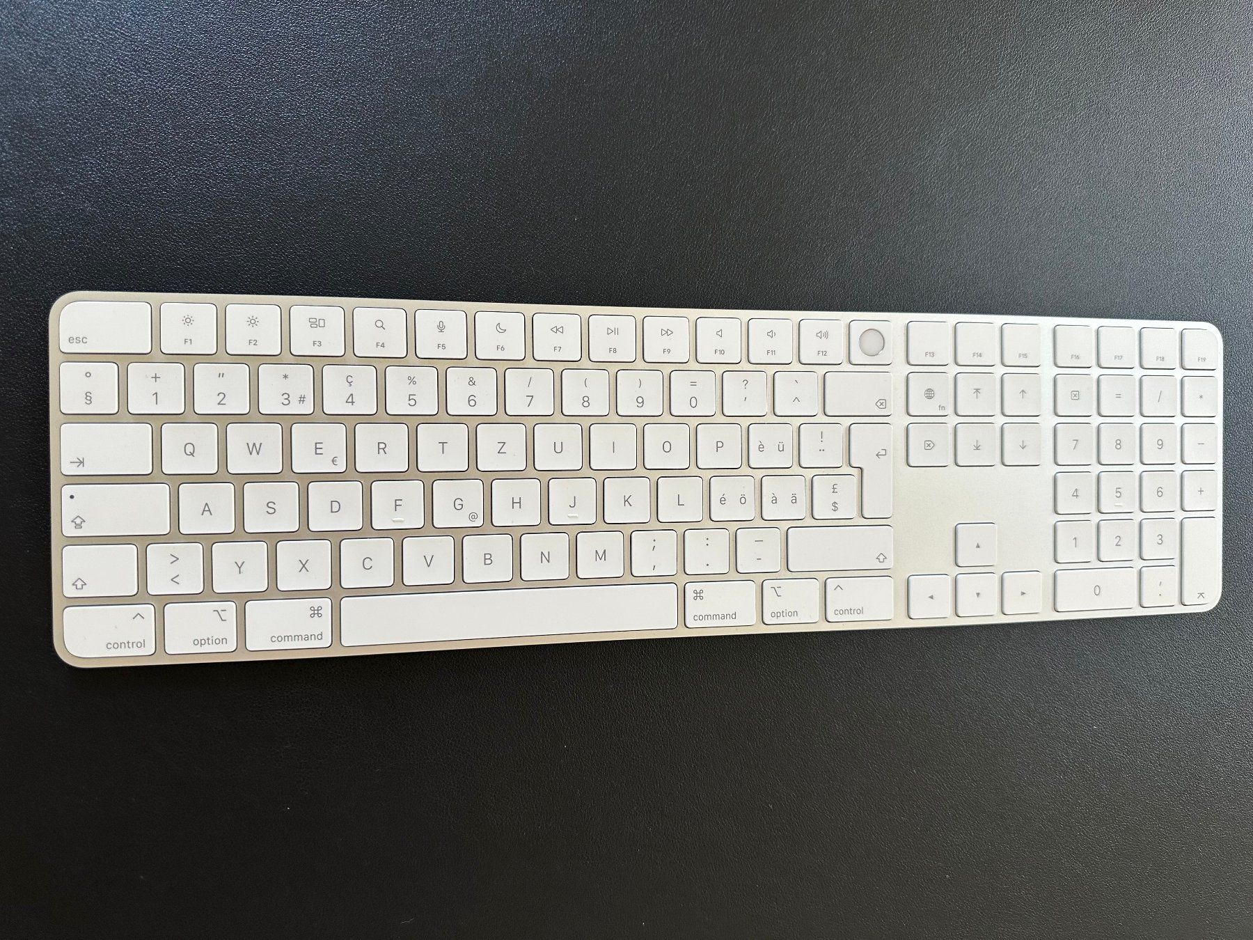 Apple Tastaturen: Apple Magic Keyboard – Gebraucht aus Seon von pav_dcw2 1