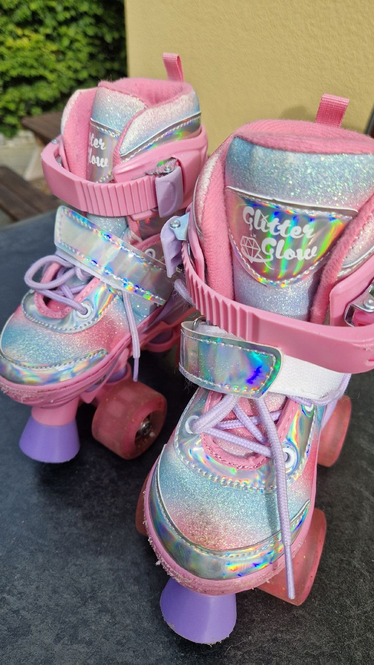 Pattini in linea & Pattini a rotelle: Rollschuhe für Kinder – Usato da Strengelbach venduto da 8laura