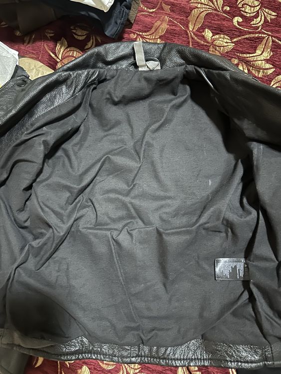 H&M Giacche: Schwarze neue Lederjacke Gr. 36 cool & stylisch – Nuovo (secondo la descrizione) da Zürich venduto da Herbion1 4