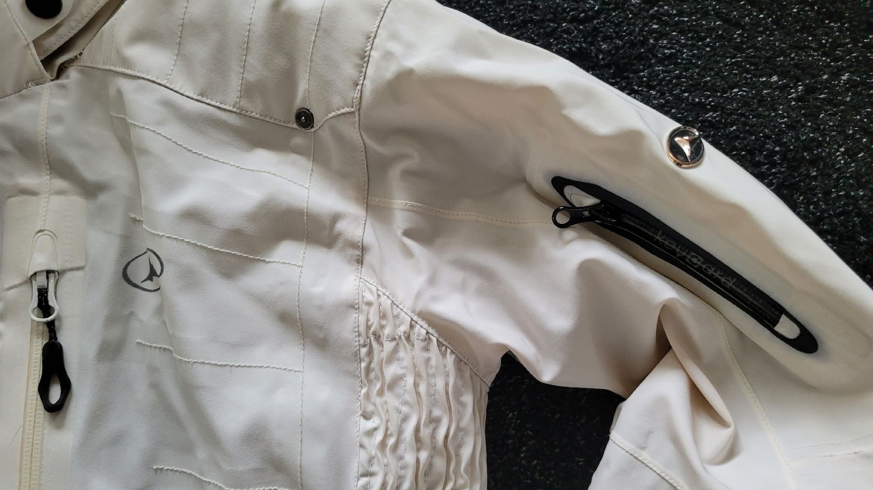 Completi & Tailleur: Outlyne Damen Skianzug – Usato da Linthal venduto da Mhexli 5