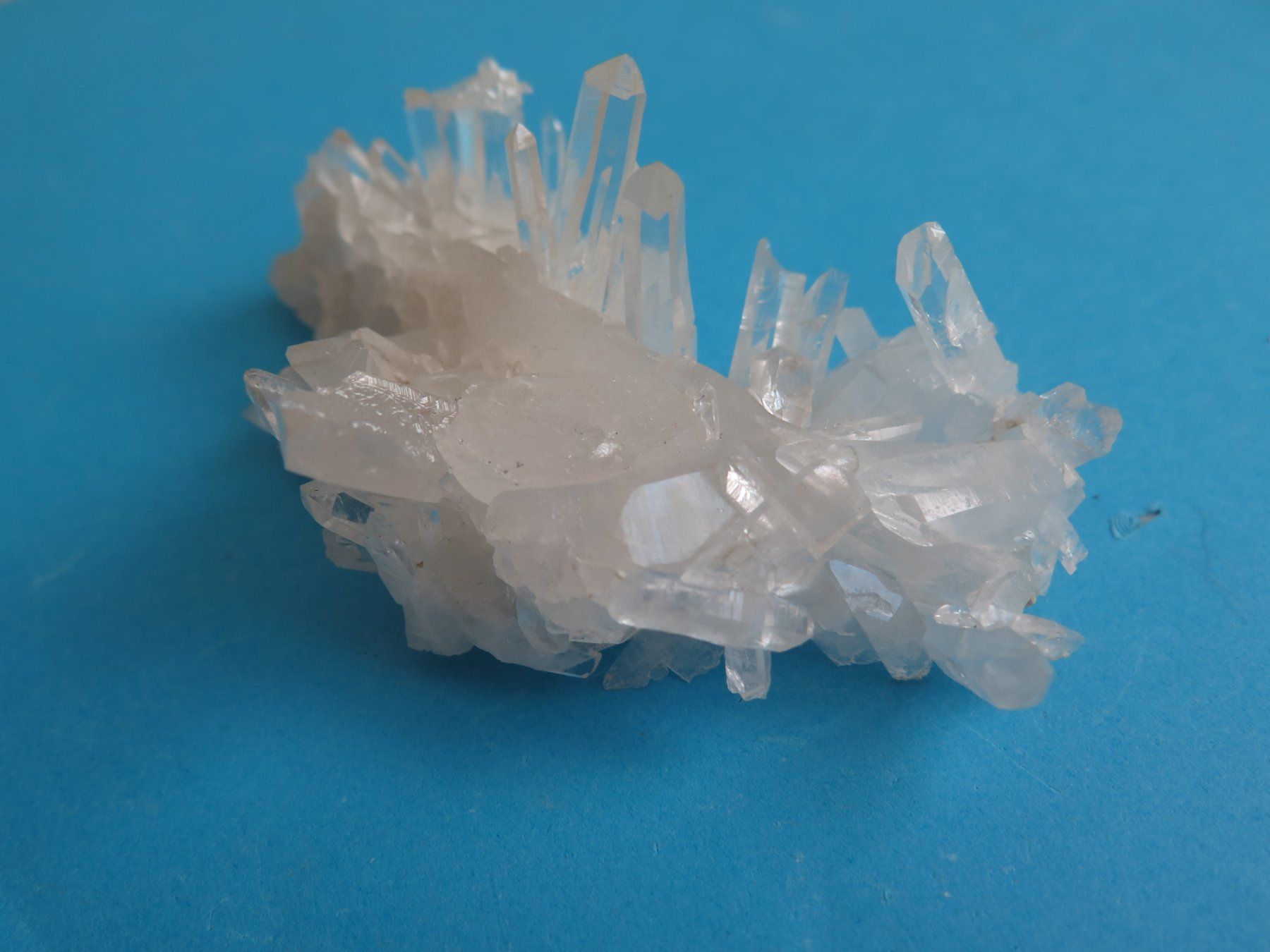 Mineralien & Heilsteine: Bergkristall Stufe – Gebraucht aus Schaffhausen von Yamakana51L8736OQ8 2