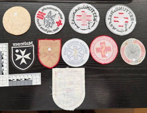 Placchette & Badge: 10 Abzeichen Rettungsdienst Deutschland – Nuovo (secondo la descrizione) da Zürich venduto da Policepatch 1