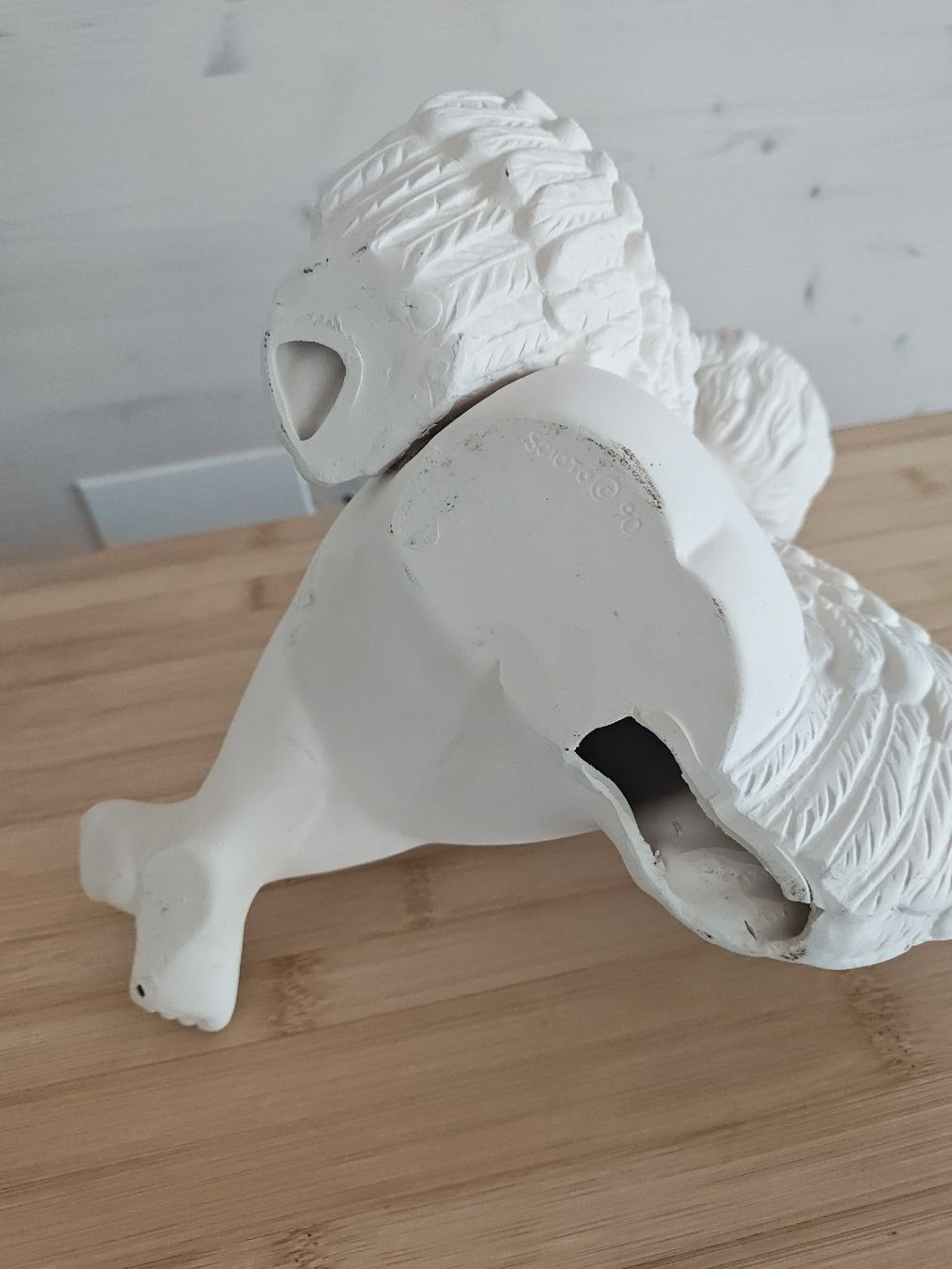 Statuette: Engel Figur weiss sitzend Keramik  – Usato da Feldbach venduto da Lizze 3