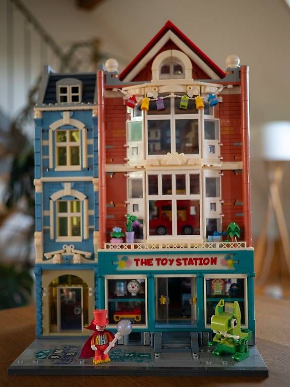 Kit di costruzioni: Lumibricks Stadtleben Spielzeugladen Modular Building – Usato da Biel-Benken BL venduto da tam_jwc7 1