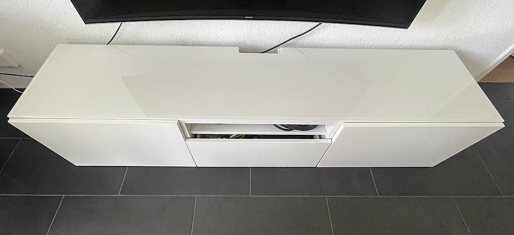 Mobili TV: TV Schrank  – Usato da Zürich venduto da piruet18 1