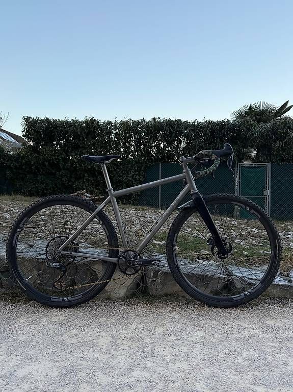 Velos: Gravel Moots Routt 45 – Gebraucht aus Chêne-Bougeries von luc_pqc6