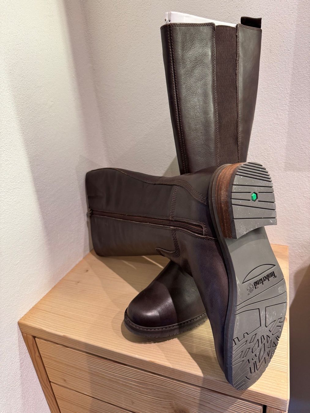 Timberland Scarpe da donna: Timberland Stiefel, echt Leder, Gr. 38.5, neu – Nuovo (secondo la descrizione) da Zweisimmen venduto da kakibe 3