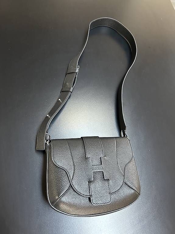 Hogan Borse da donna: Basic Maxi Tracollina Hogan – Usato da Tegna venduto da kainone1