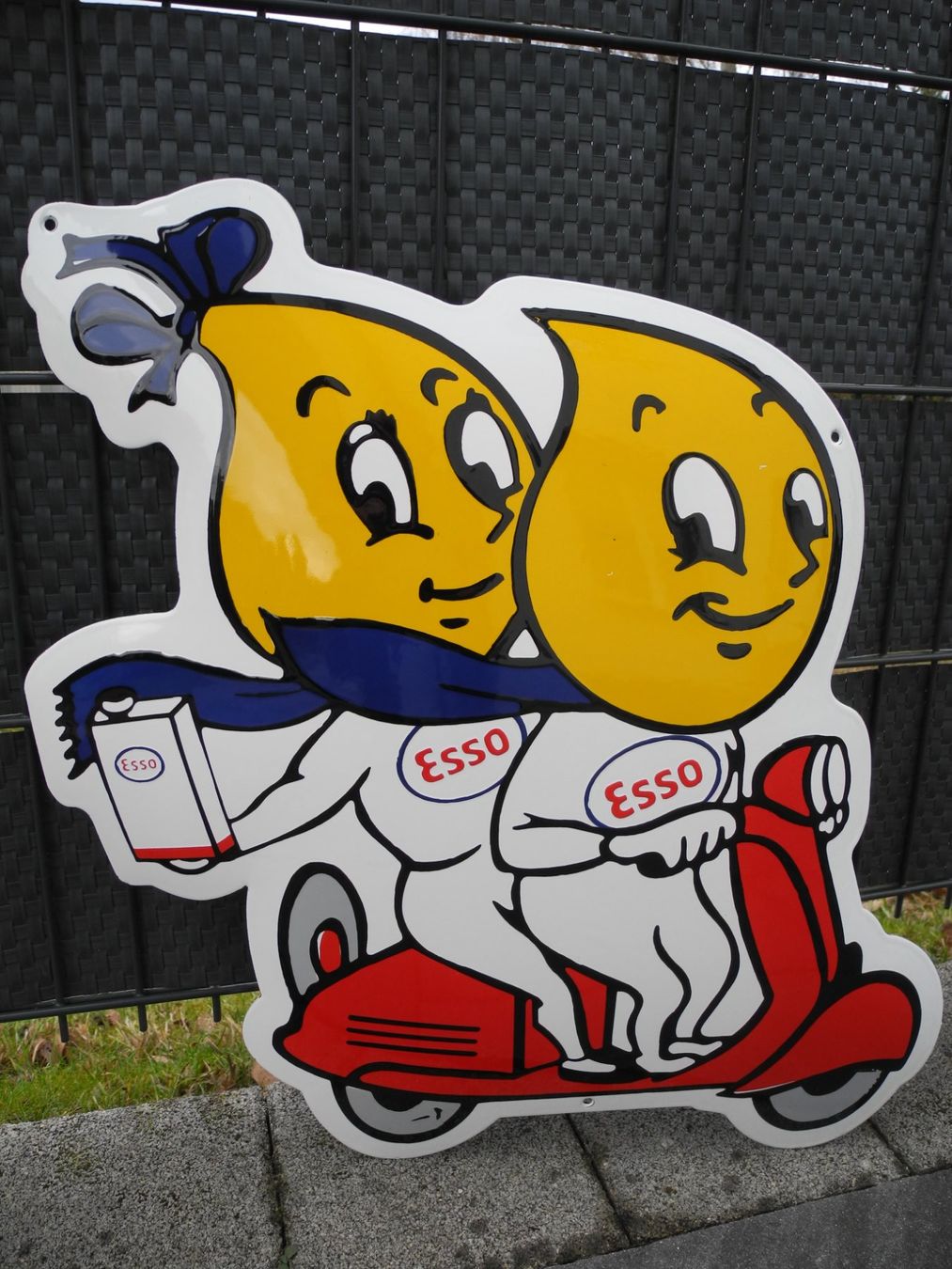 Esso Insegne: GROSSES ESSO/VESPA EMAILSCHILD – Nuovo (secondo la descrizione) da Reinach AG venduto da Huckleberrysix 5