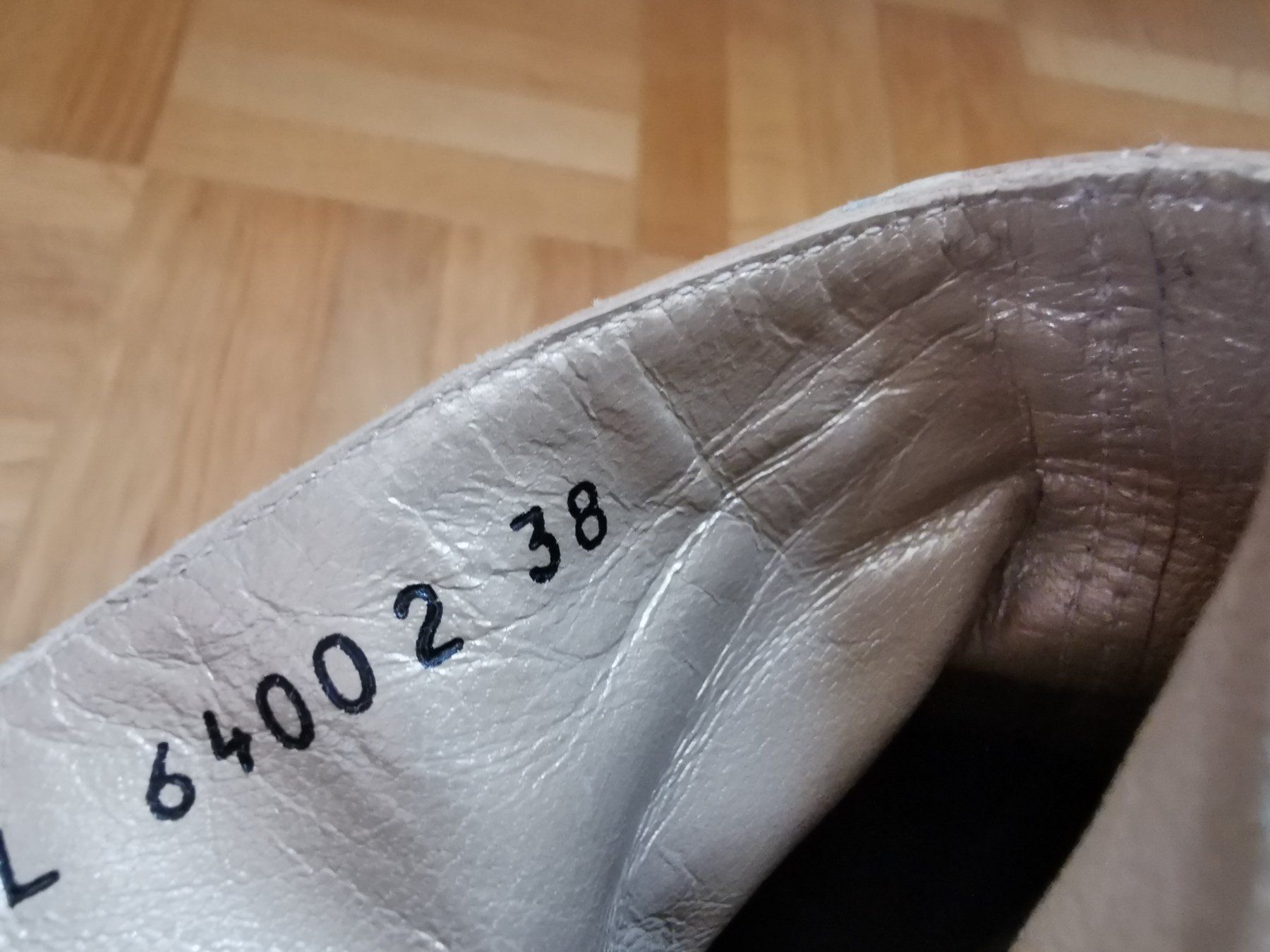 Stuart Weitzman Chaussures femmes: Stiefeletten Stuart Weitzman Gr. 38 – D'occasion à Stäfa par flamingo_17 6