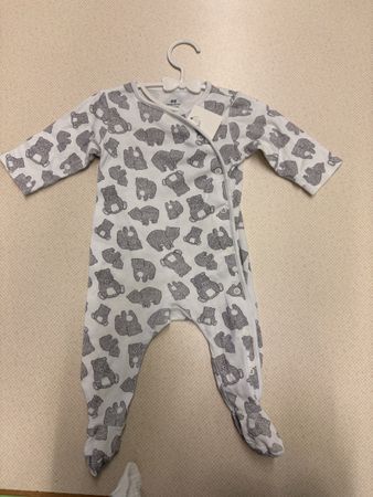 Baby Schlafanzug H&M Bärenmuster weiss Grösse 62 neu