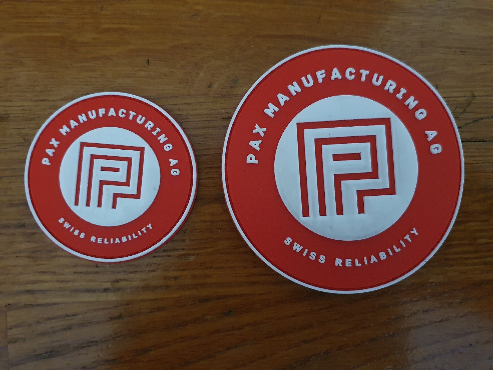 Swiss Placchette & Badge: 2x neuer Klett Patch Pax Manufacturing AG – Nuovo (secondo la descrizione) da Nänikon venduto da Helvetia69