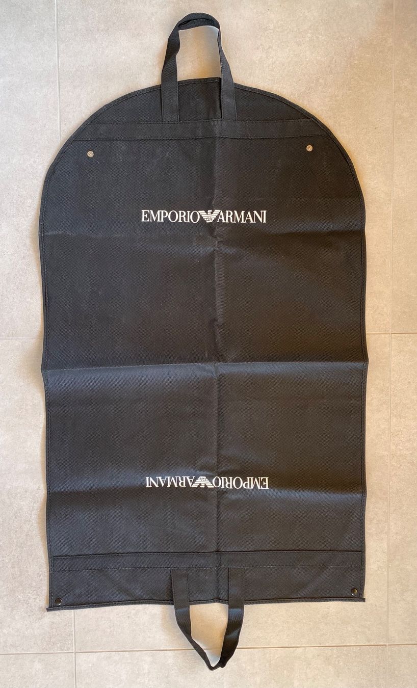 Armani Taschen: Emporio Armani Kleidersack schwarz – Neu und originalverpackt aus Rabius von bri_ca76 4