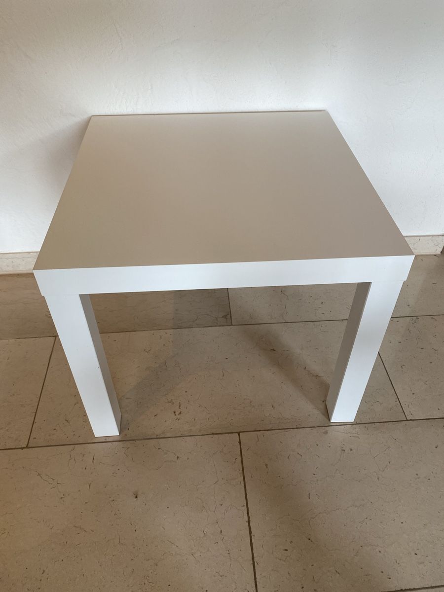 Ikea Tische: Beistelltischli weiss 55x55x45cm – Gebraucht aus Seewen SZ von shaky01