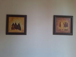 Signiertes Bild mit Holzrahmen