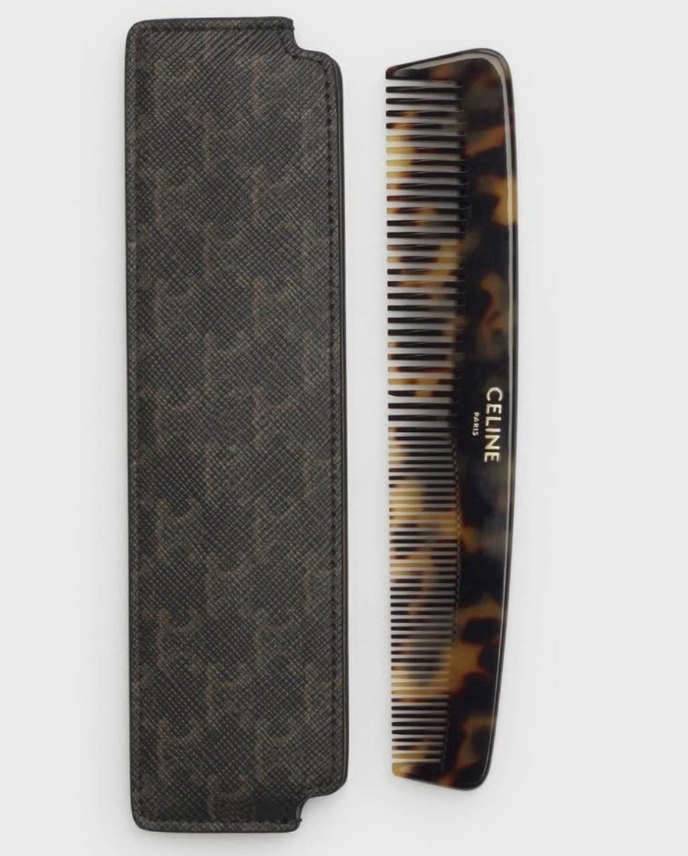 Altro per la cura dei capelli: Celine HAIR COMB IN TRIOMPHE CANVAS – Usato da Zürich venduto da elinkaelle