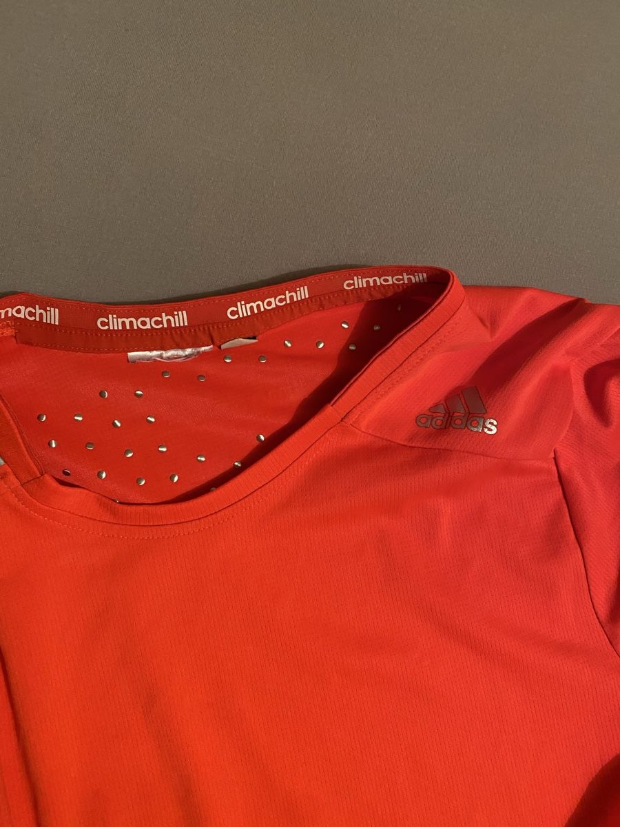 Adidas T-shirt: Adidas ClimaChill Shirt, M – Usato da Zürich venduto da yae56 1