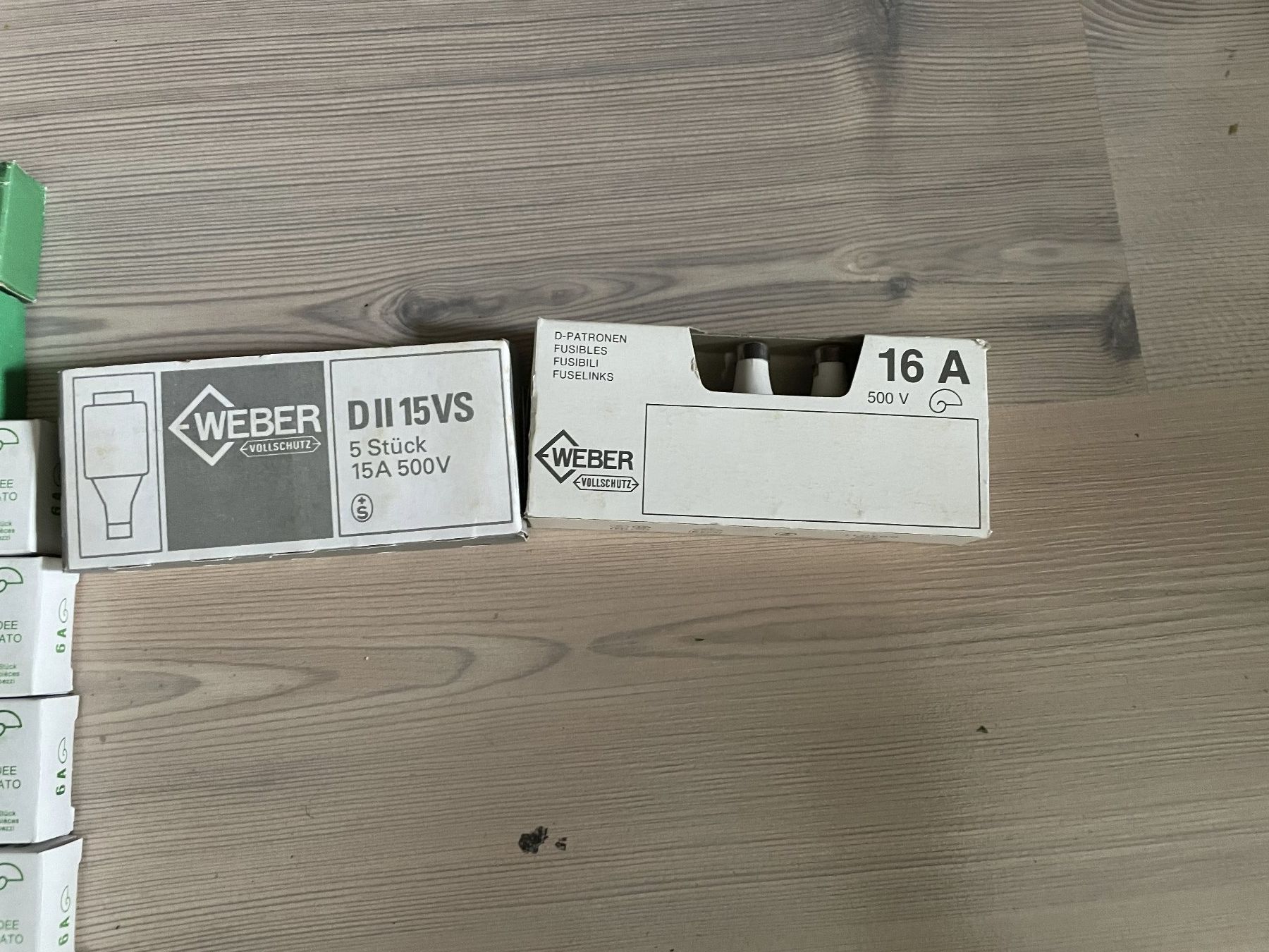 Componenti elettronici: Diverse alter sicherungen 6A bis 25A – Nuovo (secondo la descrizione) da Bergdietikon venduto da bar_5xy2 3