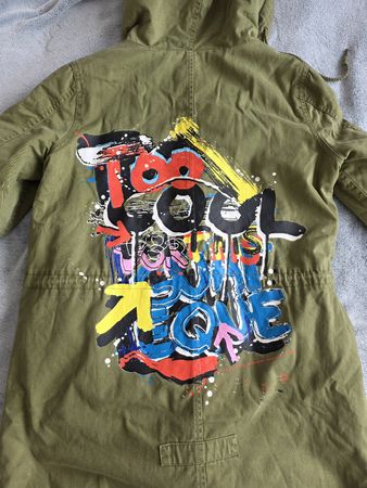 Zara Winterparka mit Print, Gr. S