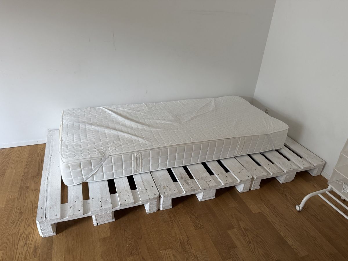 Ikea Matratzen: IKEA Matratze HYLLESTAD + Topper – Gebraucht aus Zürich von han_57v2