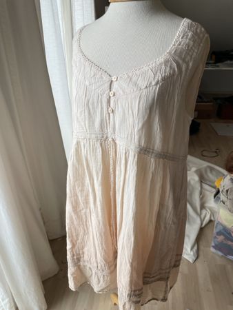 AMISU Musselin Kleid Gr. M