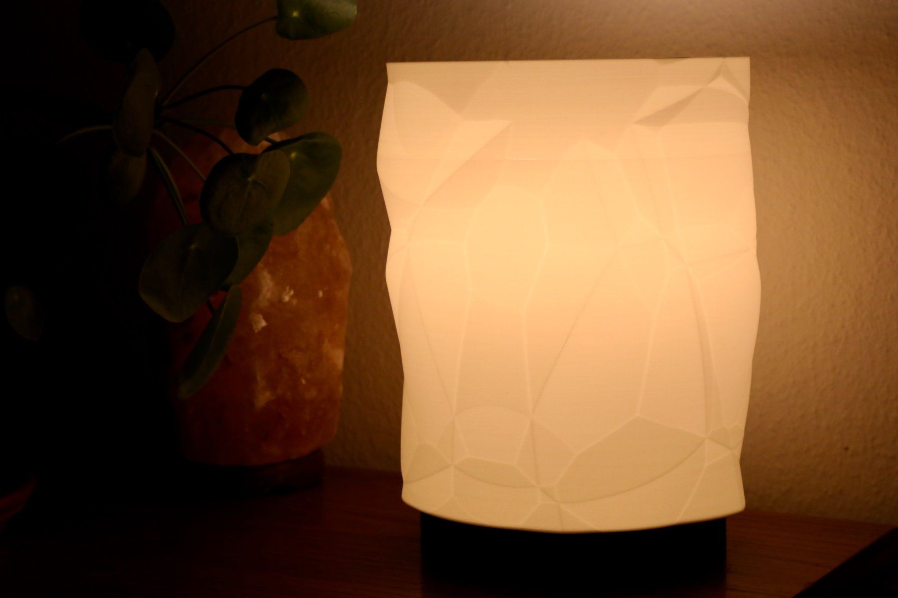 Lampen: Zylinder Tischlampe Voronoi2 – Gebraucht aus Zürich von balin777 1