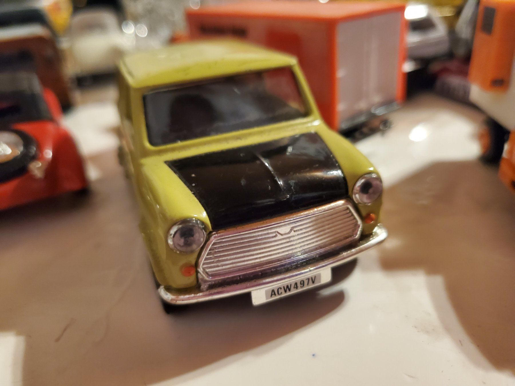 Corgi Toys Modellini d'auto: Mini von Mr. Bean Corgi Toys – Usato da Balsthal venduto da redcarpet 3