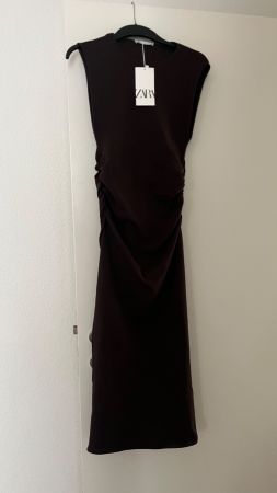 Zara Dark Chocolate Brown Midi Stretch Dress - S - (NEW)
