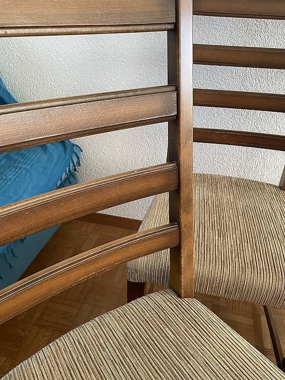 Sedie: 4 Holzstühle  – Usato da Oftringen venduto da est_mcq8 2