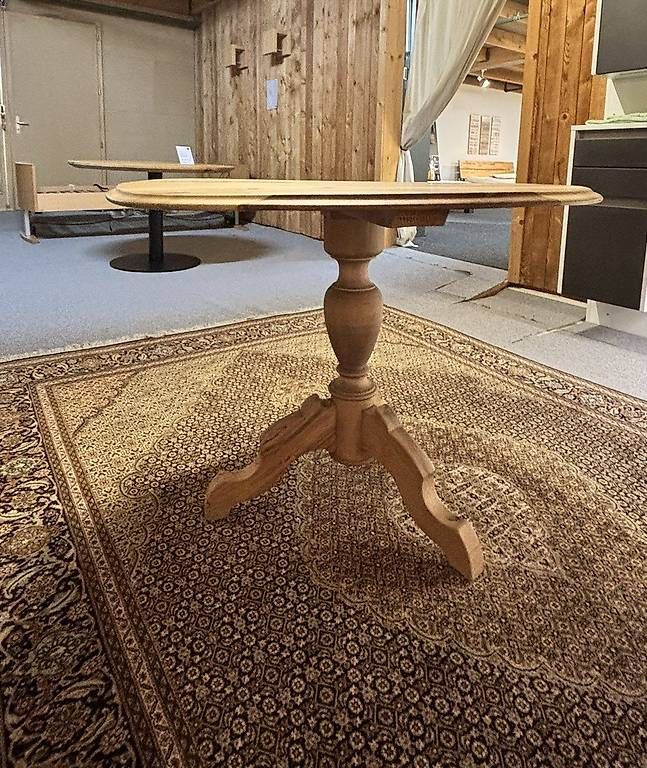 Tavoli: Biedermeier Tisch – Usato da Zweisimmen venduto da ERufener 1