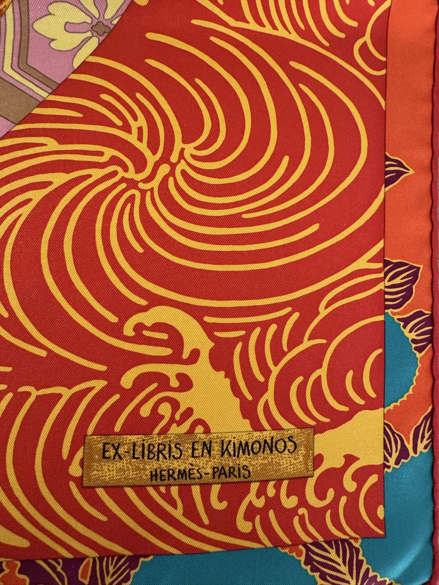 Hermès Foulard & Sciarpe: Scarf Hermes Ex Libris En Kimonos – Usato da Basel venduto da FlorinBasel 1