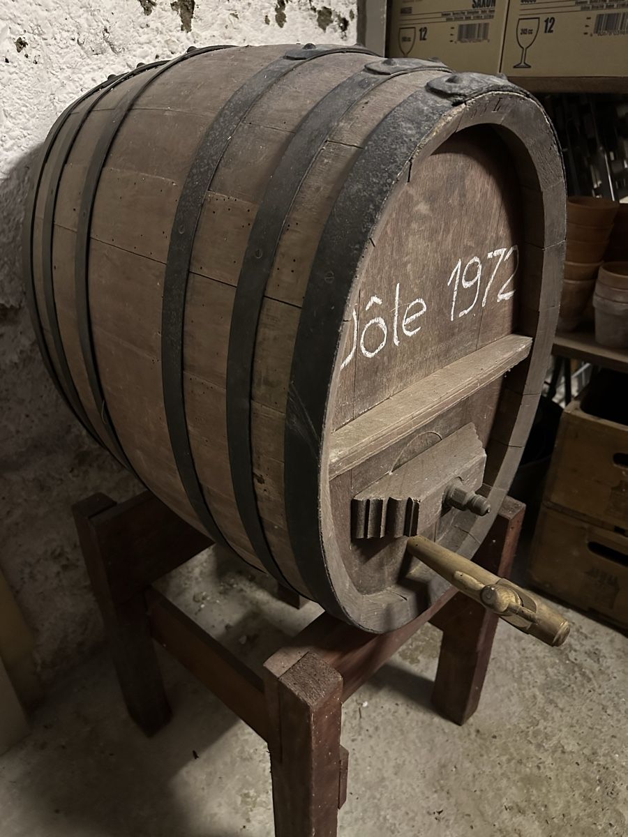 Altro: Altes Weinfass, wohl 40-50 Liter. – Usato da Bern venduto da 3636-agb 1