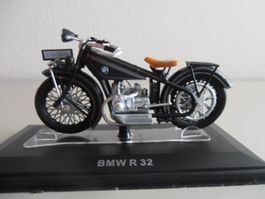 BMW R 32 , 1:24